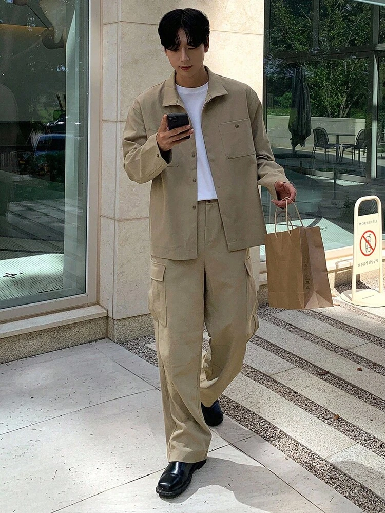 Brown Cargo Pants Outfit With Men's Jacket, Autumn