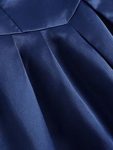 SHEIN Pitira 少女派对装少女海军蓝缎子，精致的金属装饰水钻纽扣，单肩褶皱设计开衩 A 字裙，优雅正式婚纱，花童裙 - 藏蓝色 - 查看 3