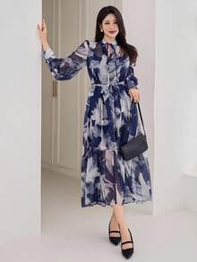 DAZY 女式花卉印花V领系带中长连衣裙，秋季 - 藍色 - 查看 5