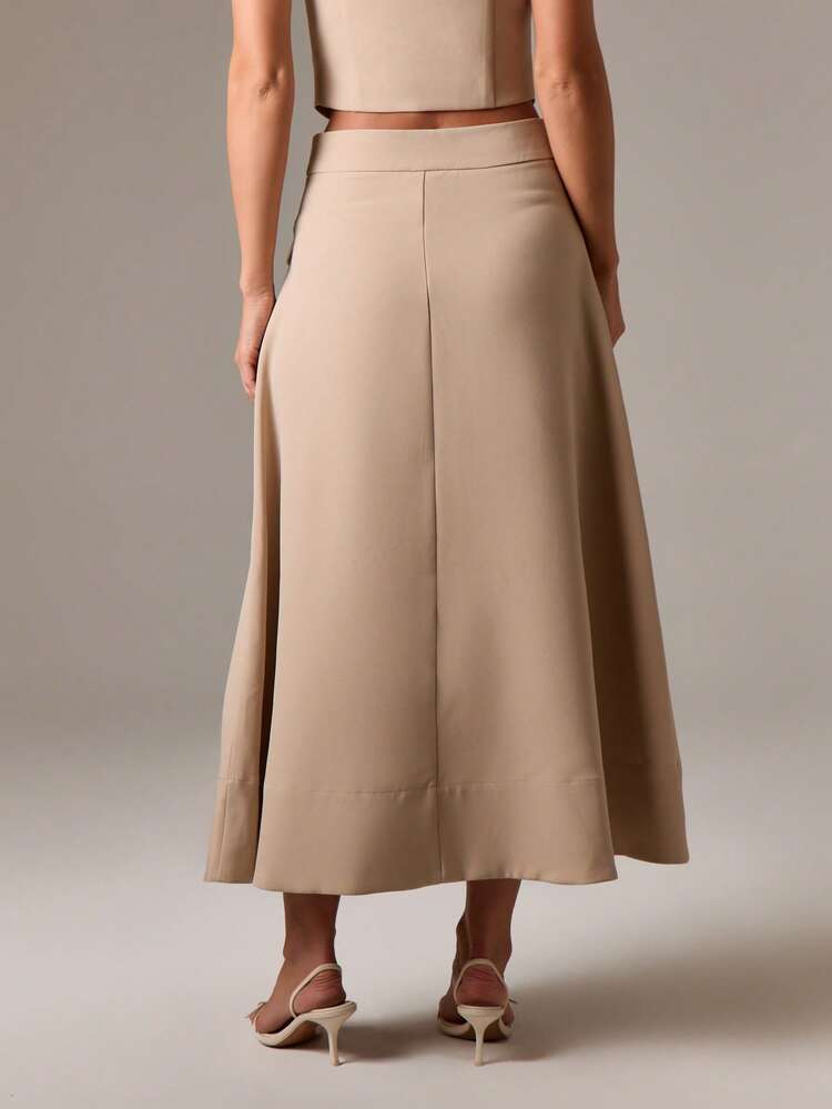 Spódnica z wysokim stanem i szerokimi nogawkami oraz kieszeniami z patkami