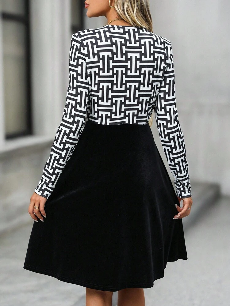 Women's Geometric Print V-Neck Long Sleeve Elegant Short Dress