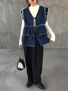 FRIFUL Jaket Denim Kasual Wanita Warna Polos dengan Detail Rumbai, Leher V, Tanpa Lengan, dan Hem Bergelombang - Biru - View 2
