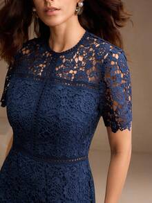 Anewsta Elegant Lace Patchwork Graceful Sleeveless Midi Dress, Ivory White - Navy Blue - View 2