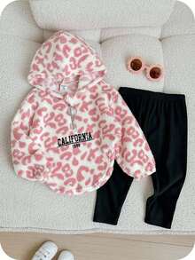 SHEIN 2 pièces Tenue mignonne d'automne/hiver pour bébé fille, Sweat-shirt à capuche doublé thermique rose léopard avec imprimé lettres et ensemble de leggings tricotés. Sweat-shirt à capuche léopard pour bébé, tenue léopard pour bébé, tenue léopard rose pour bébé, vêtements bébé fille imprimé léopard - Rose bonbon - Voir 6