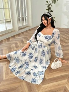 Soleia Plus Size Women Vintage Blue & White Floral Print Long Sleeve Elastic Waist Maxi Dress, Vacation - Blue and White - View 4