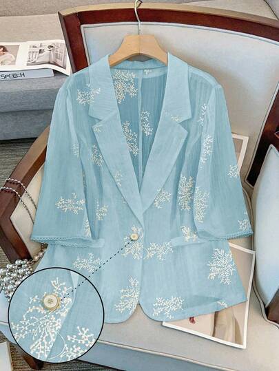 SHEIN Clasi 大码女式春秋轻盈象牙色刺绣优雅通勤西装外套，配有精致蕾丝边