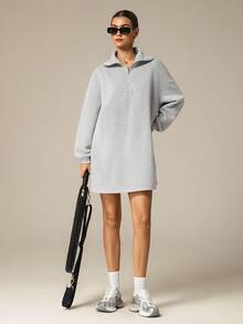 Hanevo 秋冬新款休闲街头简约通勤宽松返校高领拉链半开下摆套头衫长袖H型宽松卫衣+女短裤连衣裙套装