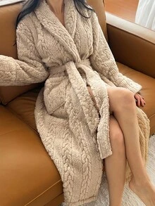 DAZY 女士简约纹理抓绒长袍，家居服，秋冬蓬松睡衣，舒适套装 - 卡其色 - 查看 10