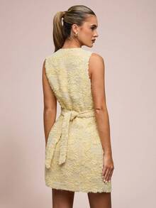 SHEIN BAE Autumn/Winter Women's Textured Floral Jacquard Round Neck Sleeveless Elegant A-Line Suit Dress, Yellow Dress, Yellow Textured Fabric Dress, Party Yellow Dress - Green - View 2