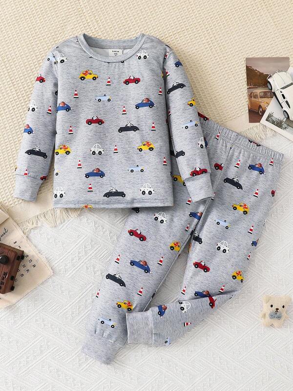 SHEIN Conjunto de 2 piezas de camiseta de manga larga de cuello redondo con estampado de coche y pantalones de pijama suaves y cómodos para niño pequeño, otoño/invierno