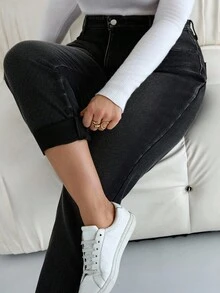 SHEIN PETITE CURVE 大码秋冬万圣节圣诞节国庆2000年代街头风生日机场商务休闲女装乡村复古低调老钱商务休闲女装工作教师女装保暖内衬牛仔裤休闲水洗高腰修身黑色牛仔裤女装大码水洗黑色牛仔裤弹力紧身牛仔裤舒适日常穿着 - 黑色 - 查看 1