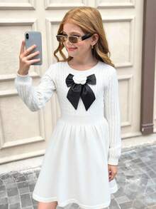 SHEIN Abito a vita svasata a girocollo in maglia melange per ragazze pre-adolescenti, decorato con fiocco, stile elegante da signora, versatile per tutte le stagioni