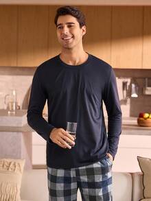 Manfinity Underwear&Sleepwear Basics Herren Einfarbiges Crew-Neck Langarm-Top und karierte Hose Pyjama Set, Herbst Winter Kleidung Herren Loungewear Set