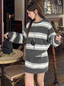 DAZY 撞色条纹宽松圆领长袖毛衣和迷你裙休闲街头服饰厚款两件套女士秋冬 - 灰色 - 查看 6