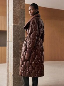 Maija 2025 Autumn/Winter New Asymmetric Cut Asymmetrical Oblique Placket Metal Double-Headed Zipper Design Stand Collar 3D Quilted Waist Adjustable PU Drawstring Tie Women Long Coat, Retro Chic Elegant Urban Commute Everyday Versatile - Coffee Brown - View 4