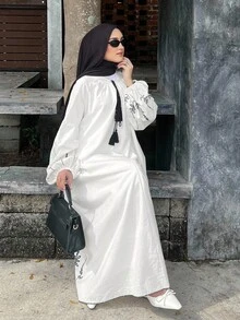 DAZY Floral Embroidery Loose Drawstring Tassel Tie Lantern Sleeve Casual Vacation Dress For Women, Autumn Long Sleeve Dress Modest Fashion - White - View 5