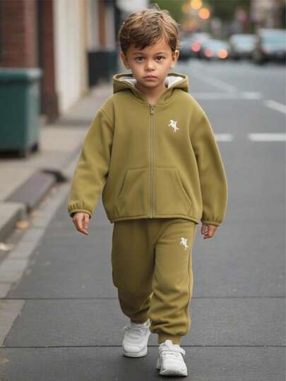 SHEIN 2 件套年轻男童加厚休闲舒适连帽衫和运动裤运动服，柔软，适合居家、户外和学校穿着