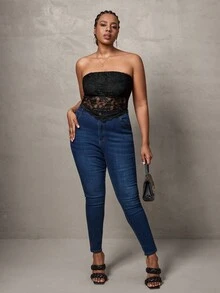 SHEIN Tall CURVE Große Größen Damen Einfarbig Einfaches Alltagsoberteil mit Spitzenverzierung Spitzen-Tube-Top Tube-Top Spitzenoberteil Tube-Top mit BH Spitzen-Bodysuit