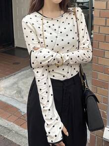 FRIFUL Áo thun nữ cổ tròn chấm bi ôm sát viền tương phản, tay dài - Màu be - Xem 4