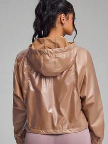 Innovista 女士宽松运动防水夹克，短款拉链健身服，适合日常跑步、休闲运动、办公室、法庭、早午餐、健身房等各种场合，适合秋季骑行、轻便高强度间歇训练、舒适运动、户外运动、休闲都市嘻哈风，秋季新款，舒适/冬季叠穿，实用时尚，必备连帽衫 - 卡其色 - 查看 3