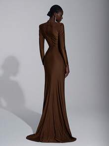 Elitara Elegant & Millennium Futuristic Chocolate Brown Knit Zipper Dress,Hollow Chest Cups,Long Sleeves,Pleated Waist,Slit Hem,Formal Evening Gala Gown - Coffee Brown - View 2