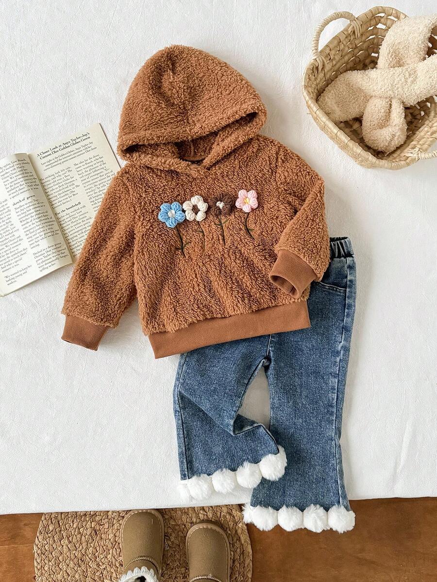 SHEIN 6 Monate-9 Jahre Baby Herbst Outfit für Mädchen 2 Stücke/Set, Lässig Stil mit Blumen Dekoration Fleece Oberteil & Schlagjeans - Braun - Übersicht 1