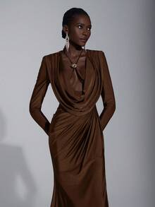 Elitara Elegant & Millennium Futuristic Chocolate Brown Knit Zipper Dress,Hollow Chest Cups,Long Sleeves,Pleated Waist,Slit Hem,Formal Evening Gala Gown - Coffee Brown - View 3
