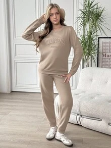 Sparklyn 青少年女孩 2 件套休闲通勤百搭 3D 字母运动衫和运动裤套装