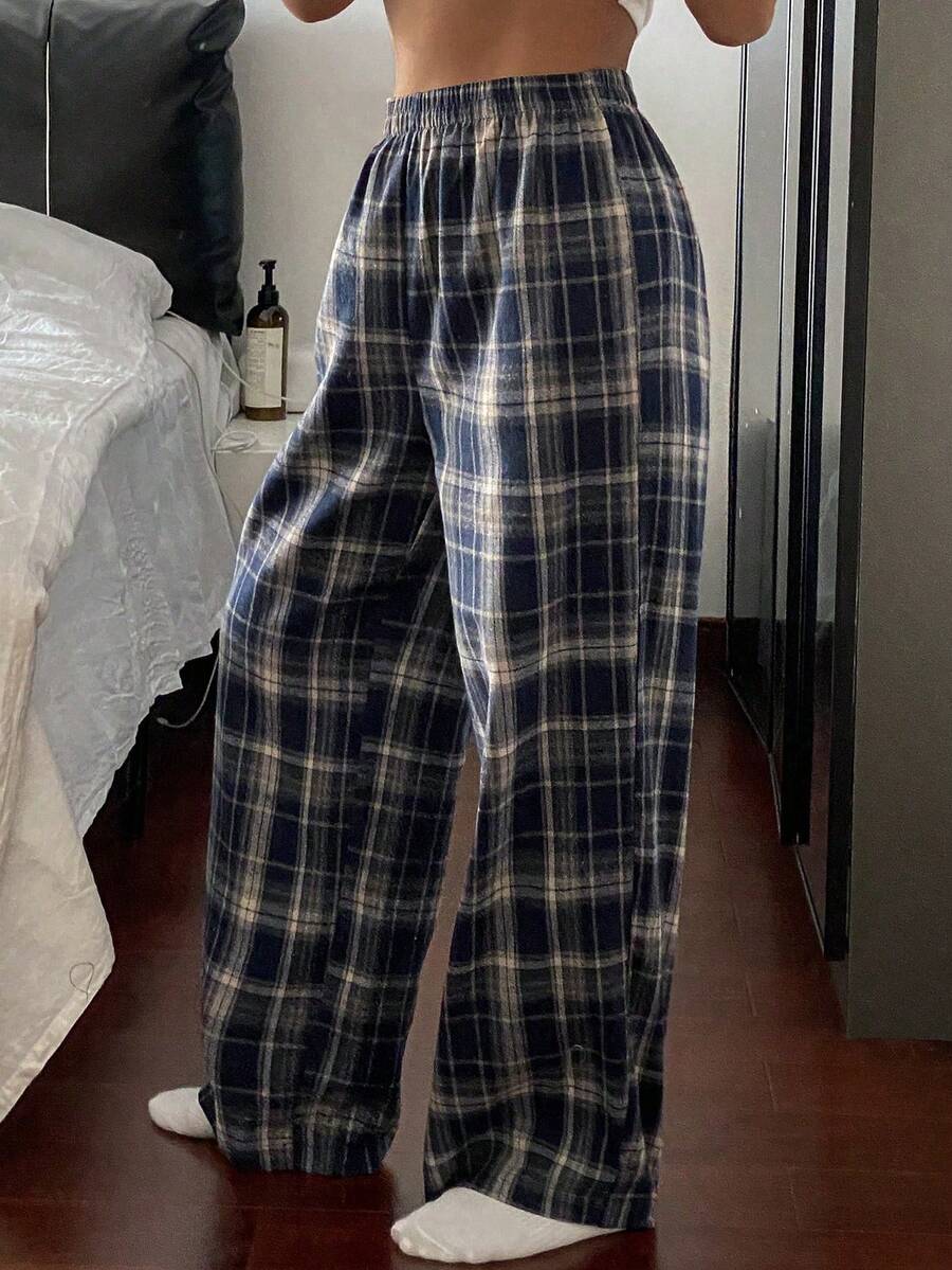 DAZY Teen Girl Loose Comfortable Plaid Straight Leg Pants, Casual Home Wear, Autumn - Navy Blue - View 1