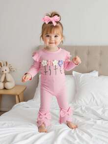 SHEIN Playful Pals 2pcs Newborn Girl Spring/Autumn Fashion Sweet Cute Pink Ribbed Long Sleeve Jumpsuit With Embroidered Flower Decor, Paired With Matching Pink Flared Pants And Headscarf Set, Suitable For Daily Wear And School Fall Winter