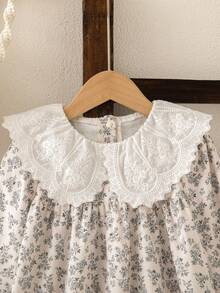 SHEIN Genkimix Kids 1 件女童少女碎花宽松长袖连衣裙，优雅领口花朵设计，秋季休闲百搭连衣裙 - 杏色 - 查看 8