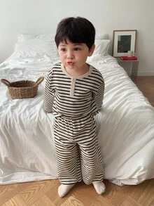 DAZY 2 件套幼儿男童韩版条纹长袖 T 恤和宽松裤子睡衣套装 - 杏色 - 查看 6