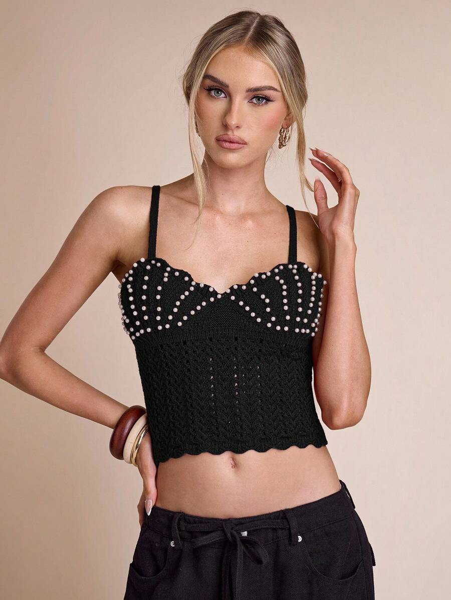 SHEIN BAE Camiseta de punto ajustada y corta con tirantes de perlas para mujer en otoño/invierno - Negro - Ver 1