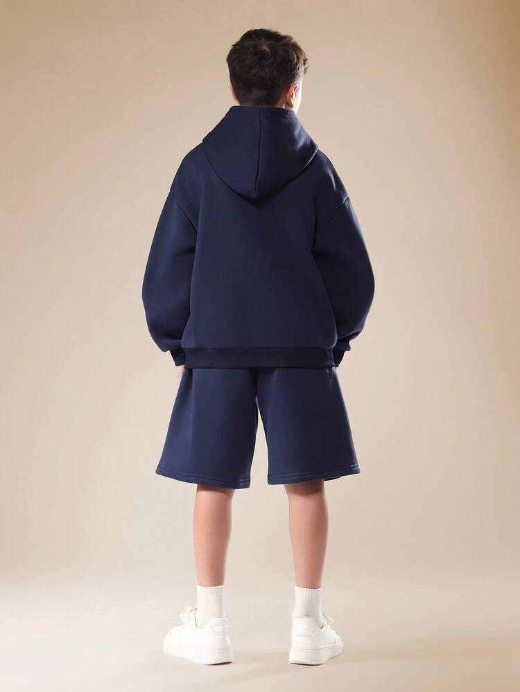 Sweatshirt-Kapuzenpullover mit passenden Shorts mit Kordelzug