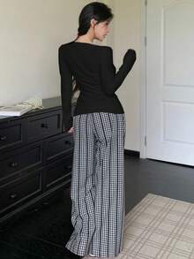 Joudiya 3 件套女士宽松休闲度假风镂空蕾丝拼布格子吊带背心、直筒裤和 T 恤套装秋冬 - 黑色 - 查看 4