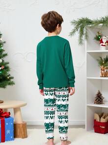 2 件男童圣诞快乐字母和鹿印花长袖上衣和裤子睡衣套装，圣诞主题，针织弹力面料 - 彩色 - 查看 2