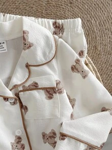 SHEIN 2pcs/Set Baby Boy Cute Bear Print Outfit, Turndown Collar Long Sleeve Cardigan + Loose Fit Pants, Comfortable Autumn/Winter Set Fall