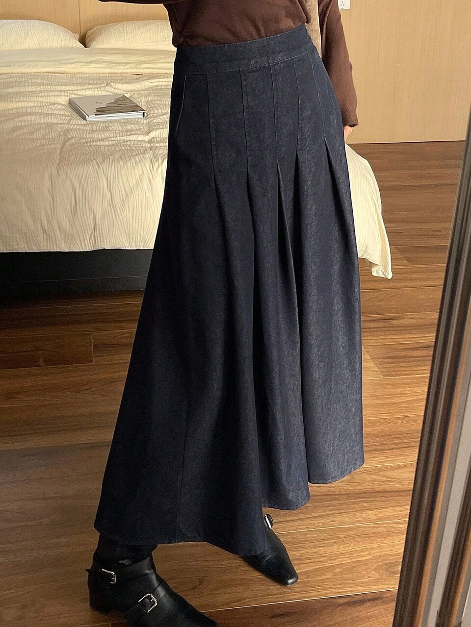 Women's Elegant Pleated Denim Skirt Fall/Winter
