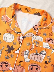 Dream Adore Conjunto de pijama de camisa de manga corta con botones y pantalones cortos con estampado de Halloween para mujer