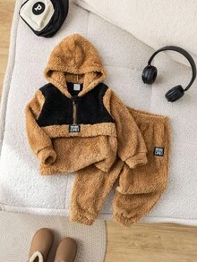 SHEIN 2 pièces/Set Bébé Garçon/Fille Décontracté Mignon Bloc de Couleur Sweat-shirt à Capuche Moelleux et Pantalon de Jogging Ensemble de Survêtement, Vêtements de Bébé Unisexe, Tenue Thermique d'Hiver pour Bébé