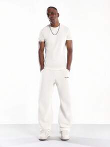 Quần thể thao ống rộng thoải mái cao cấp SUMWON có túi, thuộc bộ sưu tập Signature, thích hợp cho mùa đông, mang đến sự thoải mái tối đa. - trắng - Xem 2