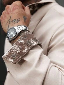 Manfinity Homme 男士夏季花卉拼布袖口单排扣衬衫和短裤休闲西装，秋季服装 - 米色 - 查看 3