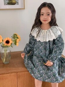 Dazy Kids Gaun Longgar Lengan Panjang Motif Bunga dengan Hiasan Pita dan Hem Berkerut untuk Anak Perempuan - MultiWarna - View 4