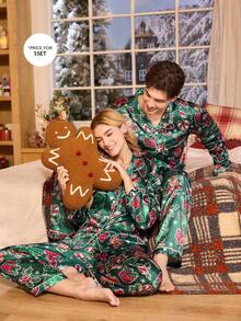 CoupledUp Ensemble pyjama homme à manches longues avec imprimé sapin de Noël et nœud papillon, Top boutonné et pantalon. Assortiment de Noël pour couple. Vêtements d'automne et d'hiver - Noir - Voir 5
