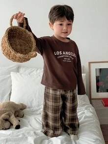 DAZY 2件套幼儿男童圆领纯色英式T恤和格子裤睡衣 - 咖啡棕 - 查看 6