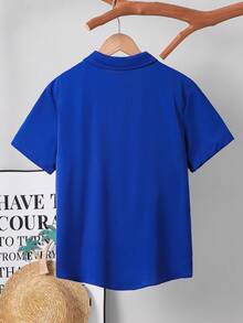 SHEIN 青少年男孩度假风格纯色翻领修身款纽扣前短袖衬衫 - 寶藍色 - 查看 2