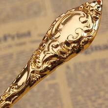 1 件欧式金色花卉图案手持阅读放大镜带玻璃镜片返校