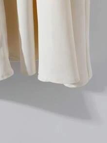 Qadelle 女士纯色百搭时尚休闲裙 - 白色 - 查看 4