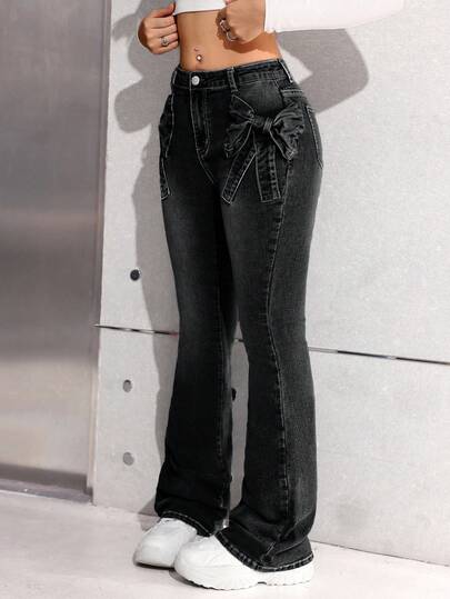 SHEIN Vintage Blue Denim Bowknot Pocket Design Flared Pants For Tween Girl, Summer Brunch Church Graduation Party Outfits,Streetwear,Girls Summer Beach Boho Vacation Shorts, Summer Concert Festival Casual Rave Outfits, Girls Summer Brunch Church Graduation Outfits,Streetwear,Back To School Outfits,Back To School Outfits, Butterfly Jeans, Jeans With Bows, Black Jeans, Bow Jeans Fall Winter