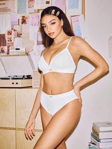 SHEIN Y2K Style Elastic Seamless Triangle Cup Ribbed Comfortable Scalloped Trim High Waist Camisole & Panty Set For Women - White - View 5